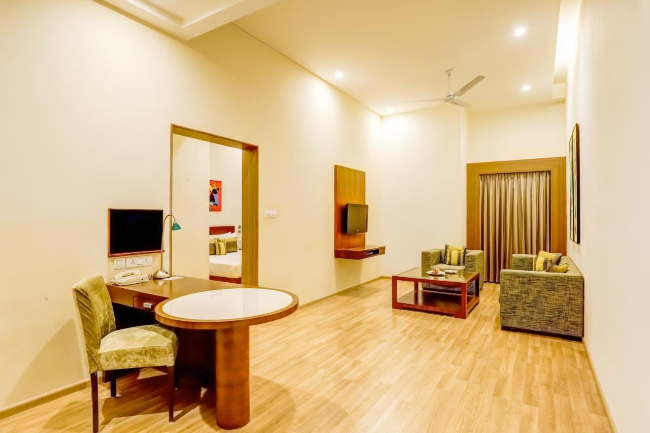 Lemon Tree Hotel Electronics City Kammasandra Екстериор снимка