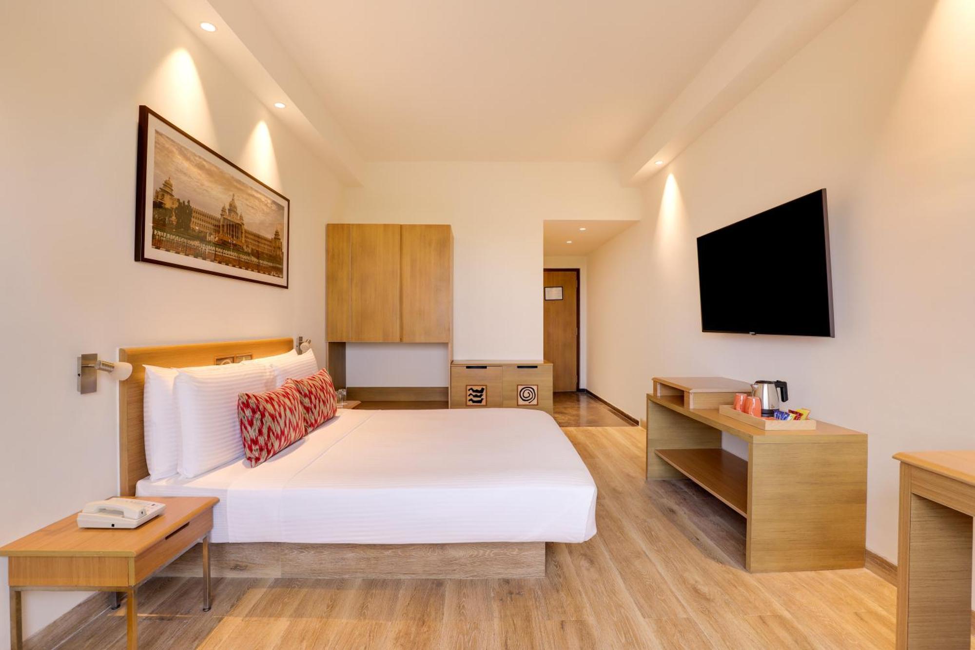 Lemon Tree Hotel Electronics City Kammasandra Екстериор снимка